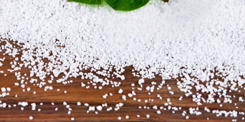 powdered sorbitol on table