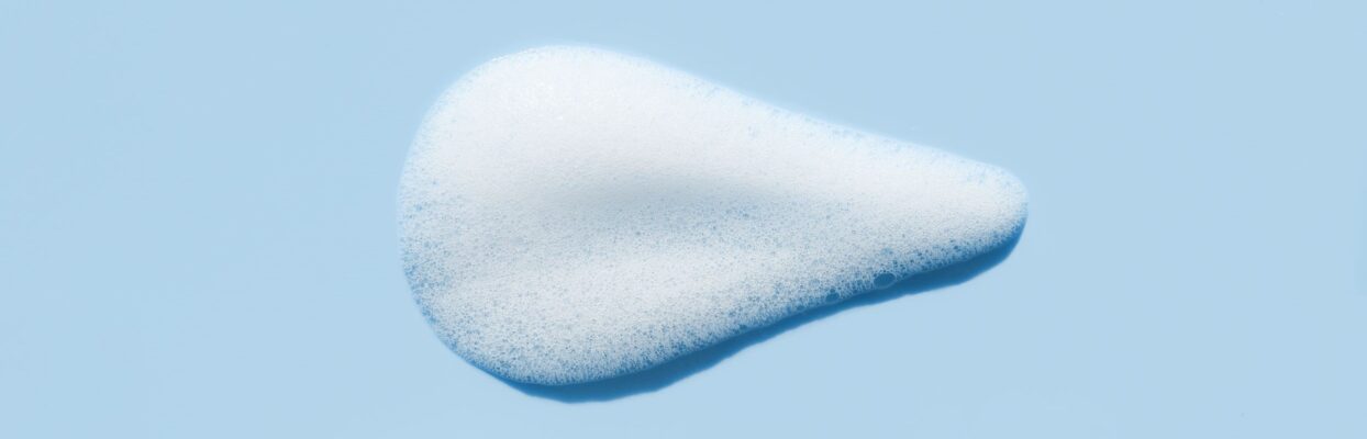 long image of foam with capryl glucoside